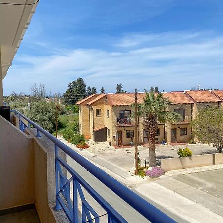 Summer Getaway: Stunning 1 Bedroom Apartment! Polis Luaran gambar