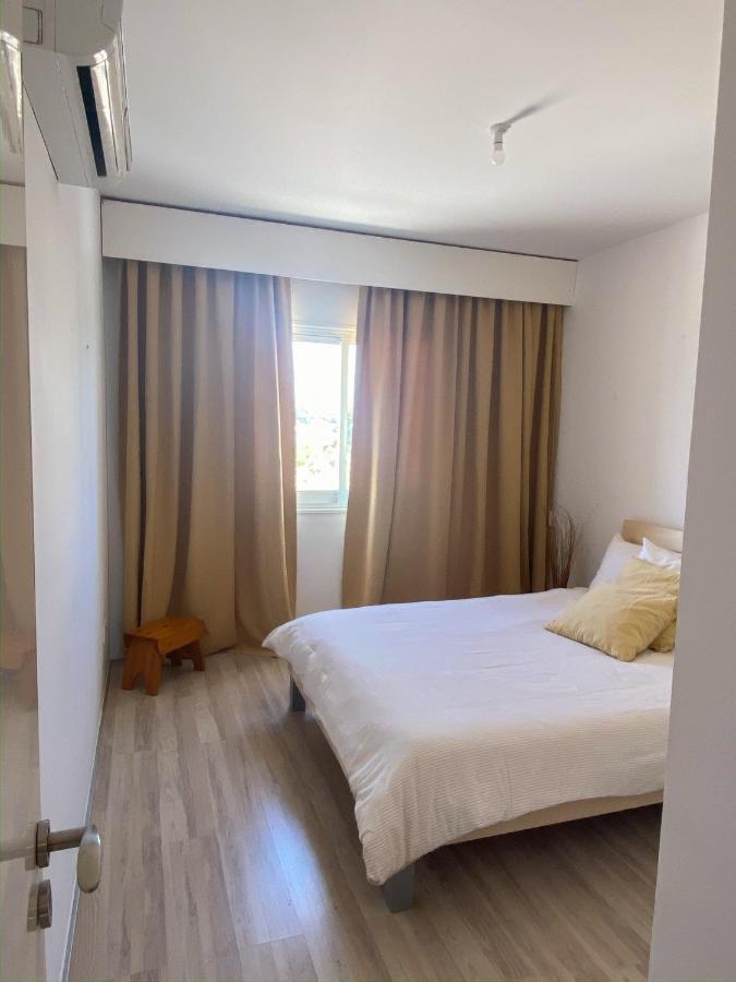 Summer Getaway: Stunning 1 Bedroom Apartment! Polis Luaran gambar
